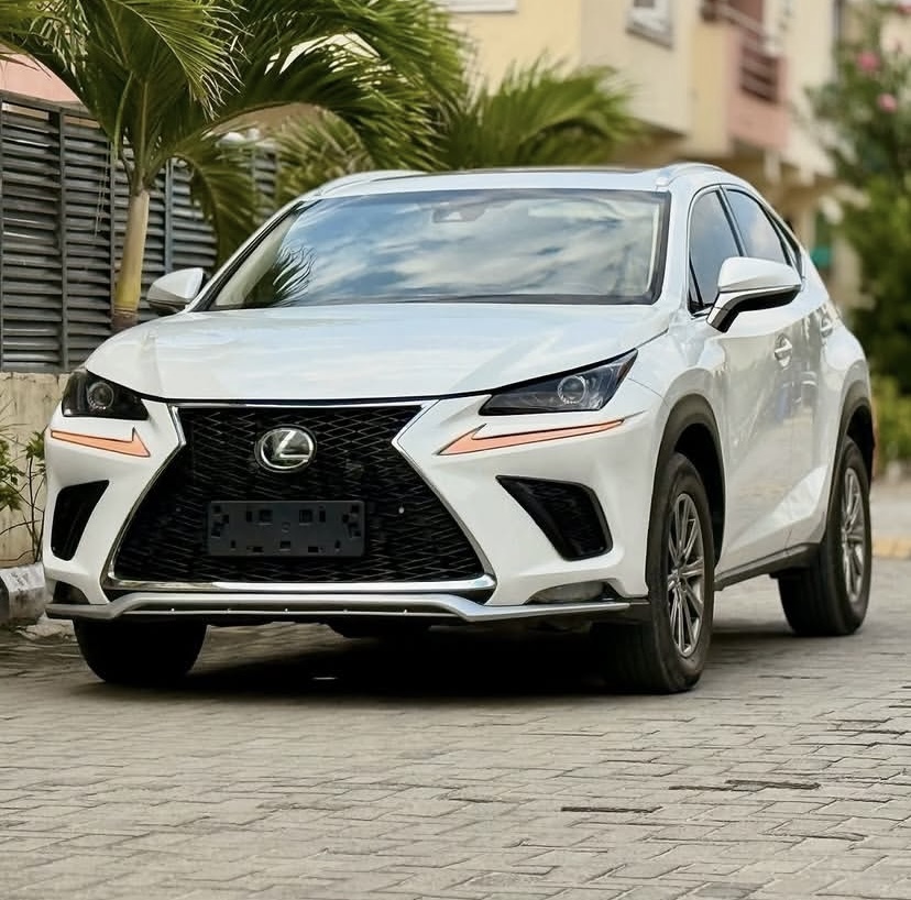 Cropped Faux leather Jacket