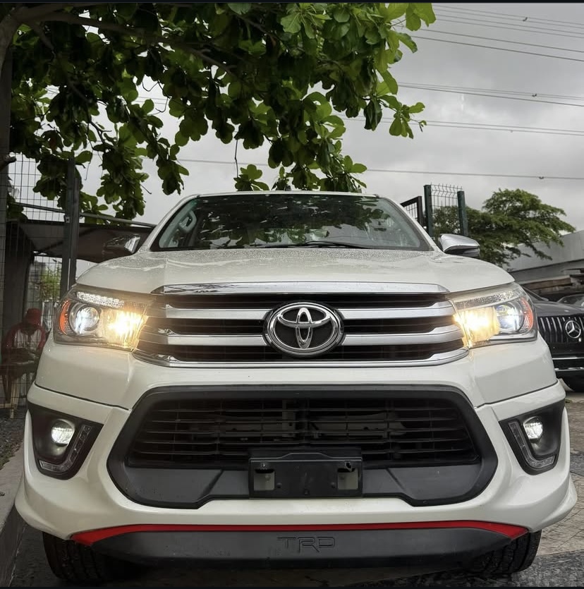 Cropped Faux leather Jacket