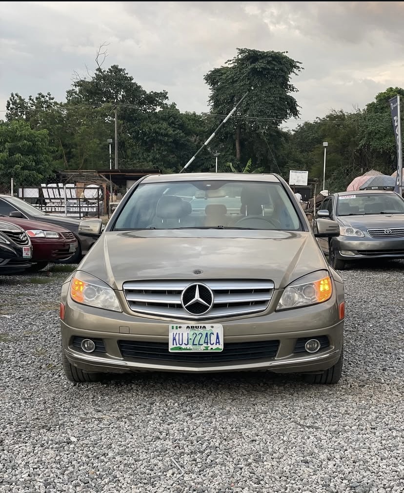 Cropped Faux leather Jacket