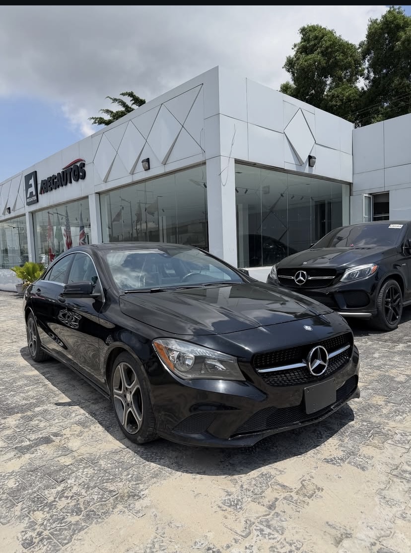 Cropped Faux leather Jacket