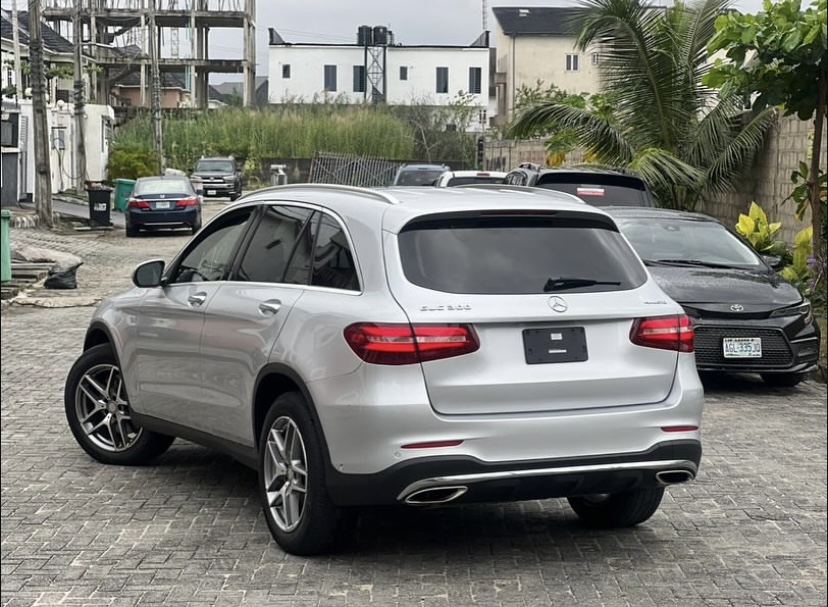 Cropped Faux leather Jacket