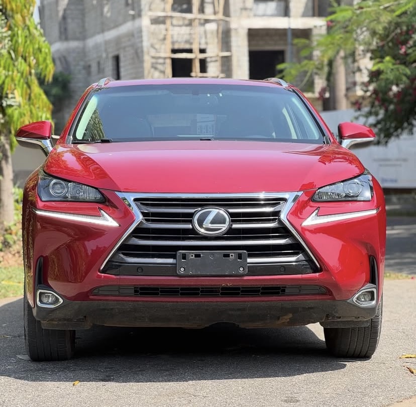 Cropped Faux leather Jacket