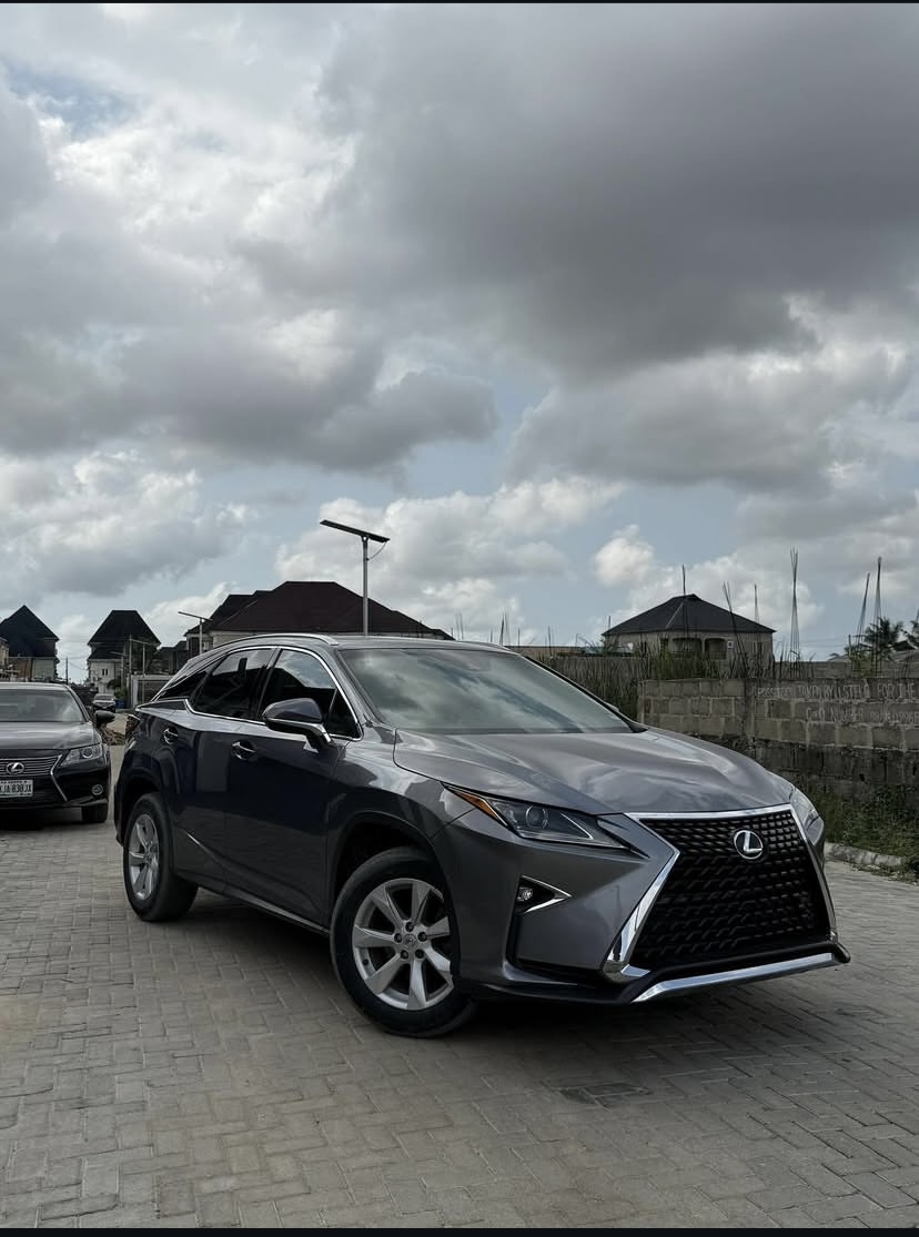 Cropped Faux leather Jacket