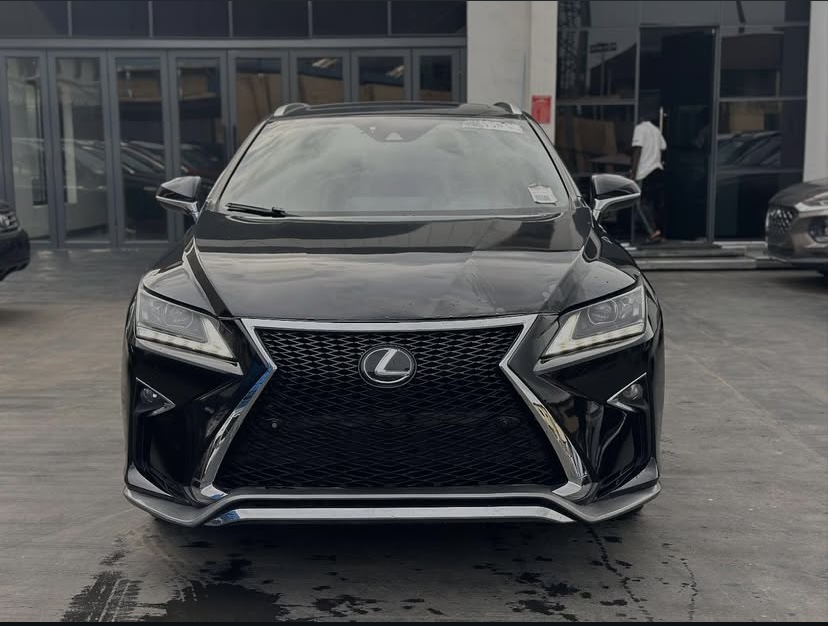 Cropped Faux leather Jacket