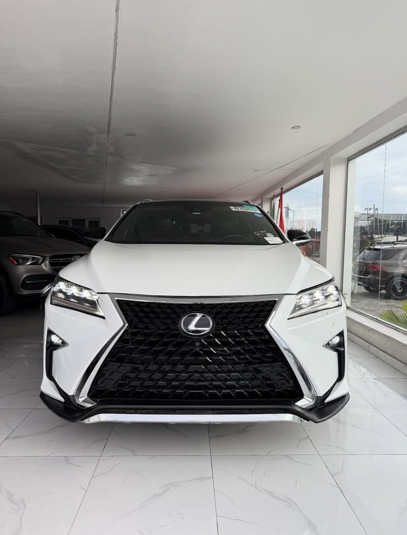 Cropped Faux leather Jacket