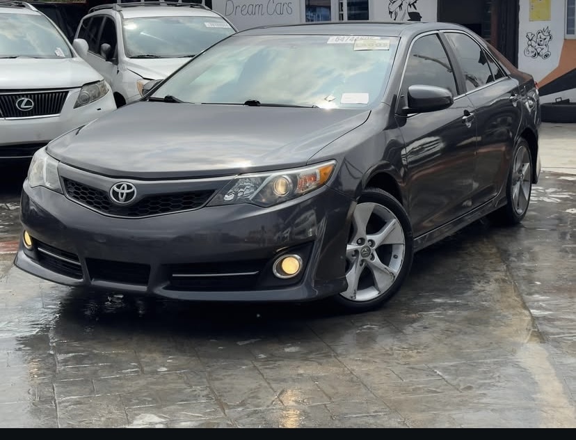 Cropped Faux leather Jacket