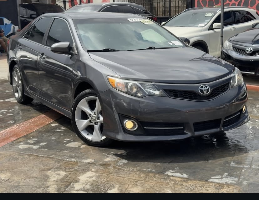 Cropped Faux leather Jacket