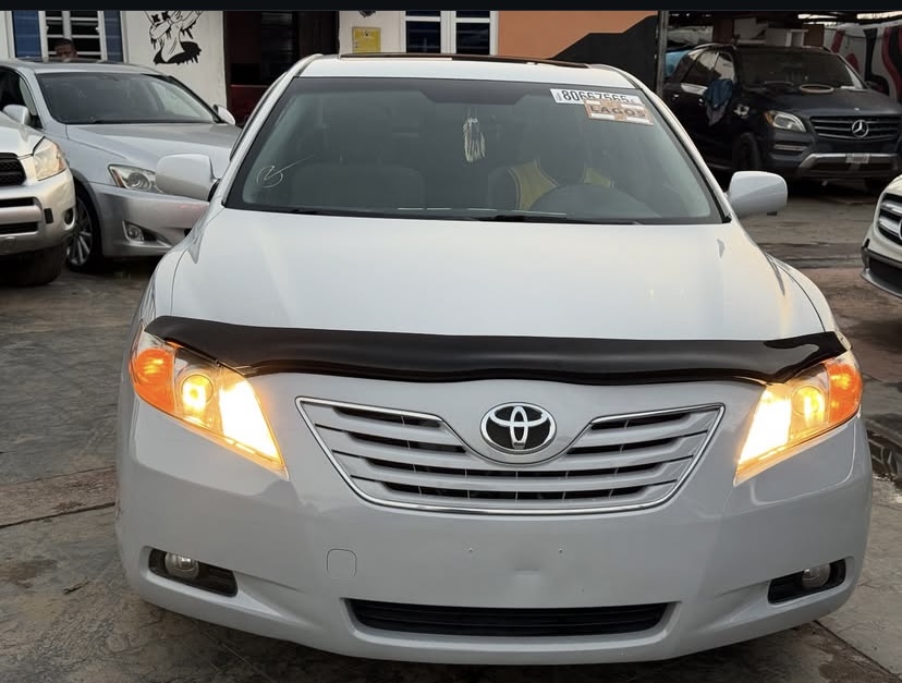 Cropped Faux leather Jacket