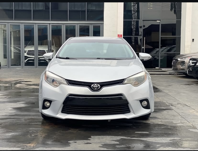 Cropped Faux leather Jacket